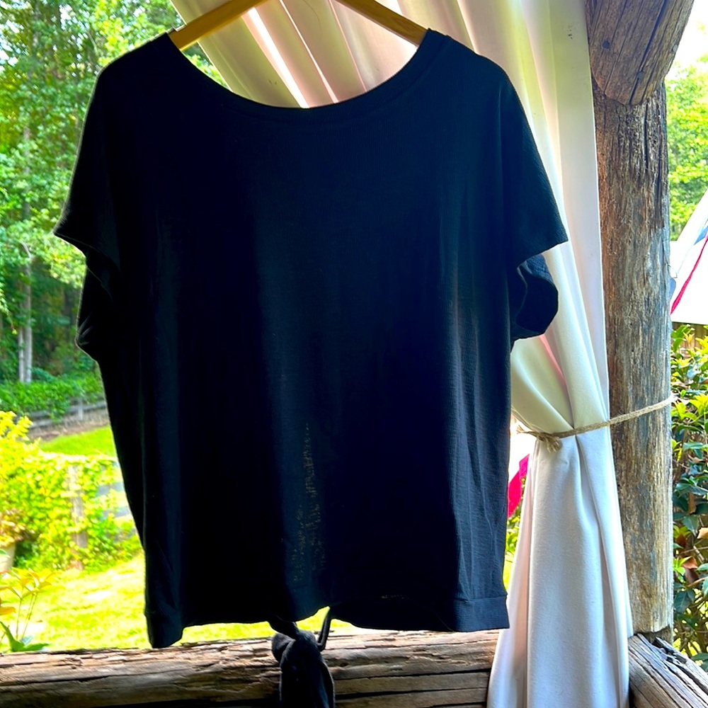 HAYDEN NWT BLACK SHORT SLEEVE RIBBED MATERIAL TOP SIZE 1XL - Picture 1 of 4